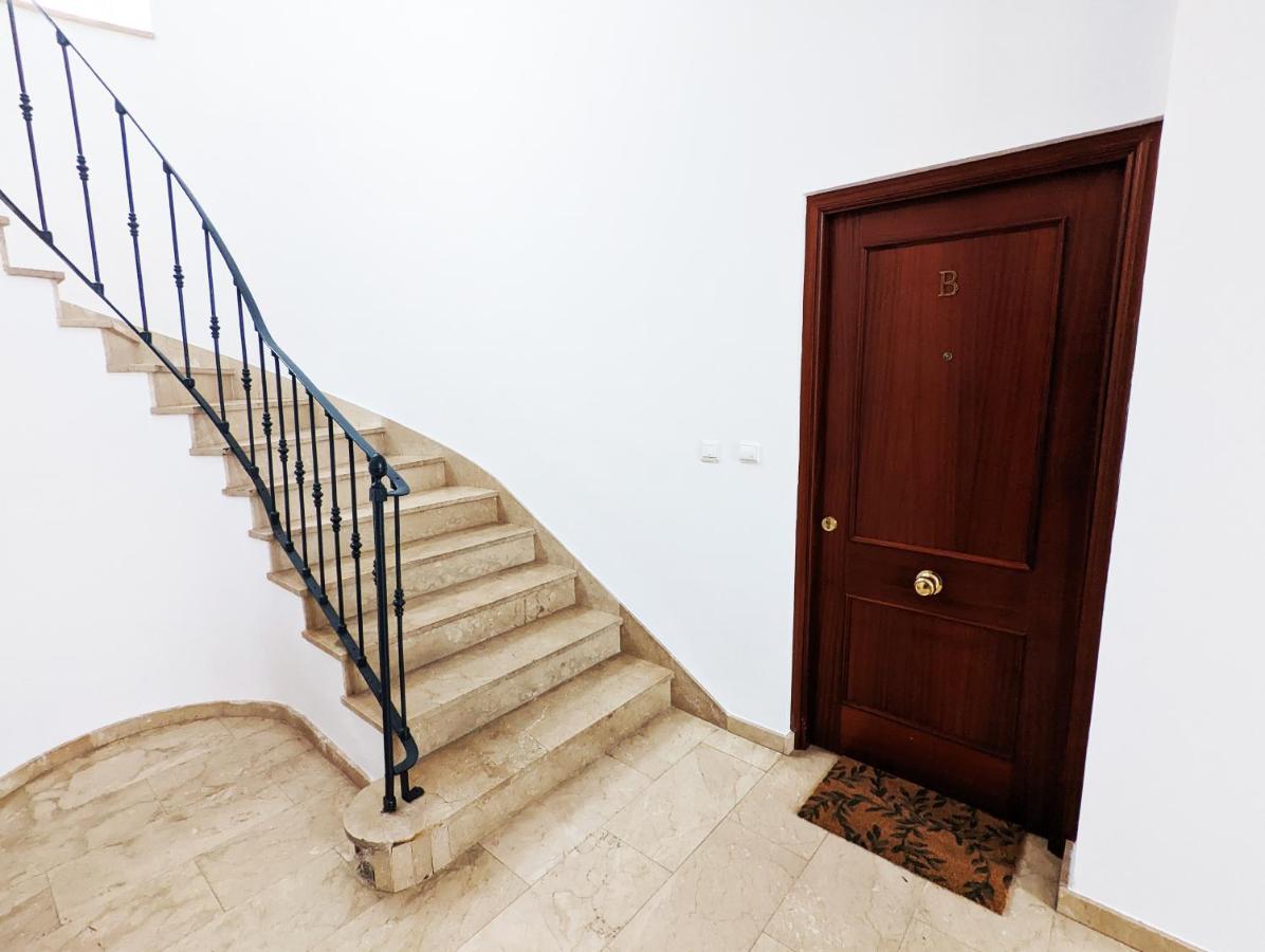 Apartamento La Merced Málaga Buitenkant foto